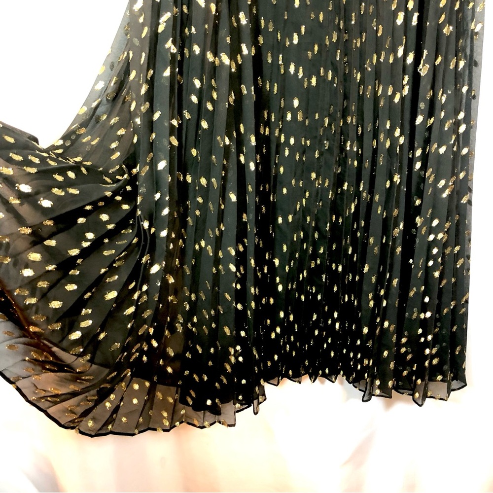 CHICOs Black & Metallic Gold A-Line Knife Pleat Midi Skirt - Picture 4 of 7